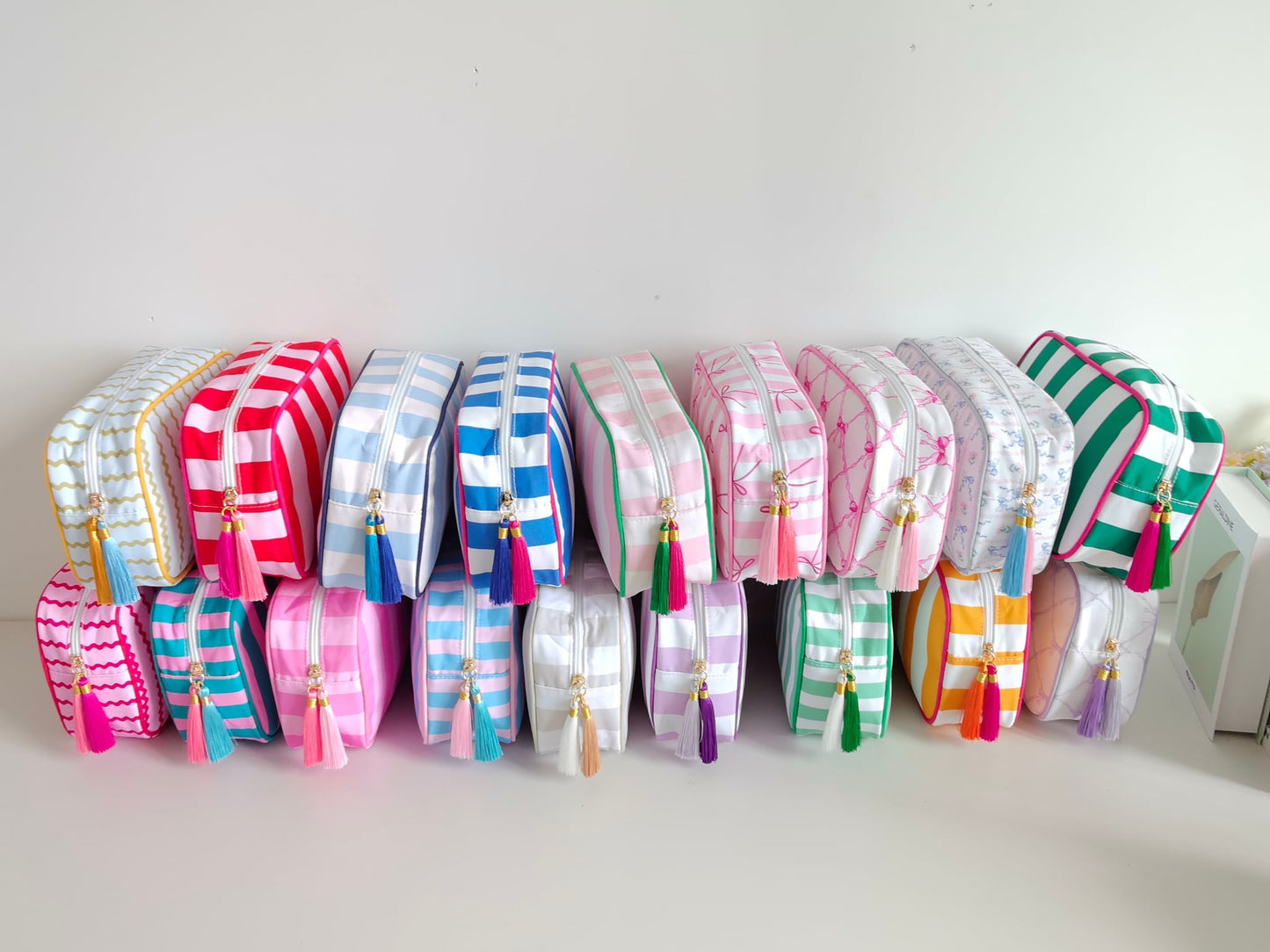 RTS Wholesale Stripe cosmetic bag