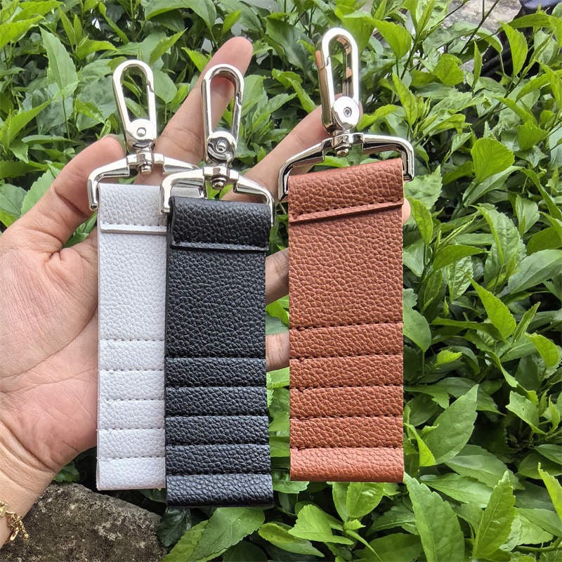 RTS • Wholesale Golf Tee Holder Keychain